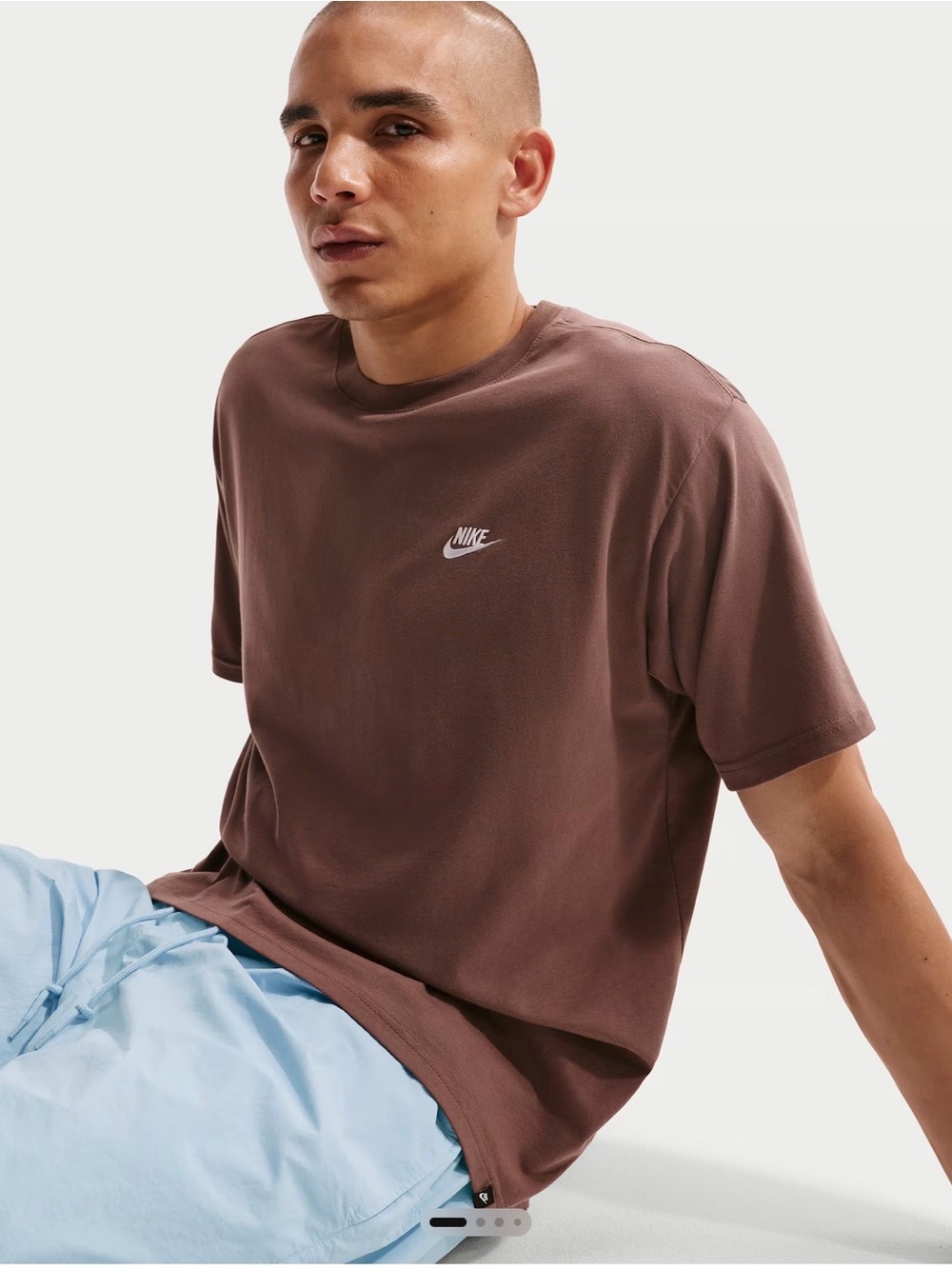 Nike Men's Brown Short Sleeve Logo Tee